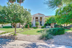 11071 E Mission Ln