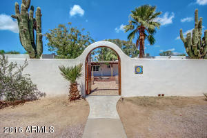 7848 E Davenport Dr