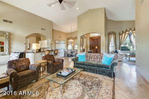 8691 E Davenport Dr