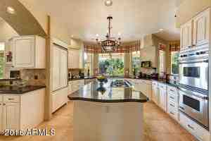 8691 E Davenport Dr