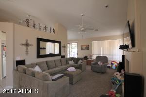 9762 E Karen Dr