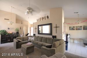 9762 E Karen Dr