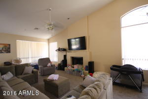 9762 E Karen Dr