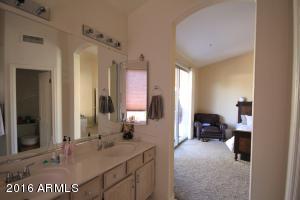 9762 E Karen Dr