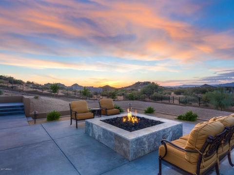 9761 E Pinnacle Vista Dr
