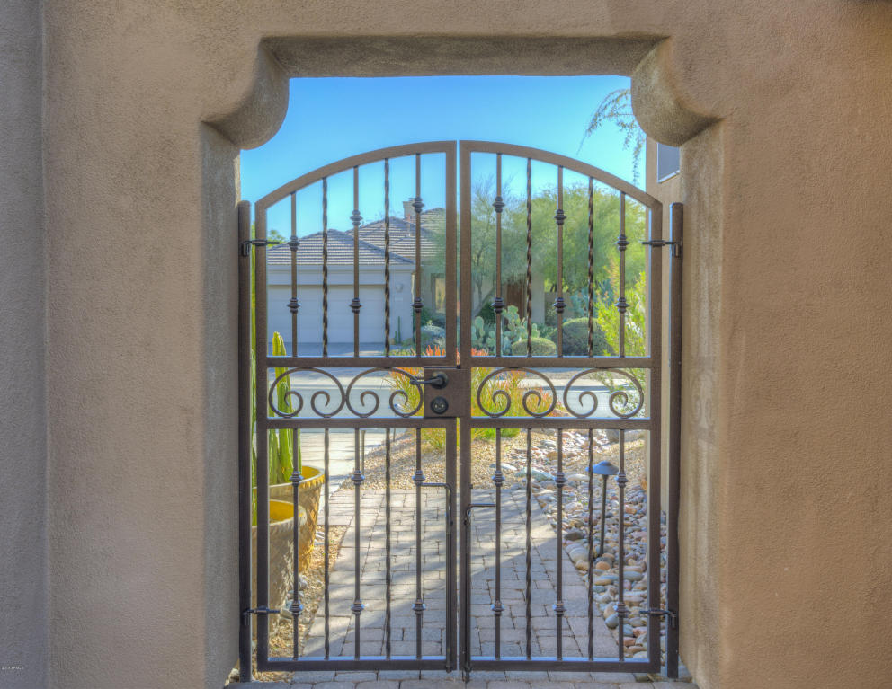 7110 E Hibiscus Way