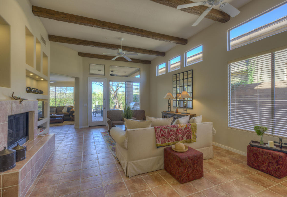 7110 E Hibiscus Way