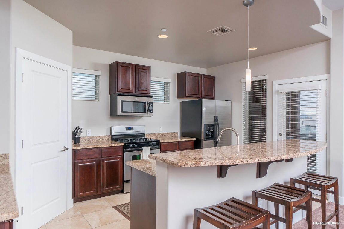 945 E Playa Del Norte Dr #4006