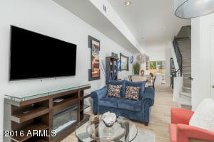 421 W 6th St #1023