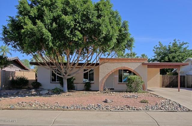 1646 E Del Rio Dr