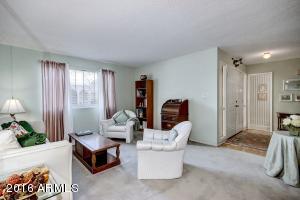2144 E Donner Dr