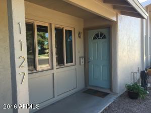 1127 E Carson Dr