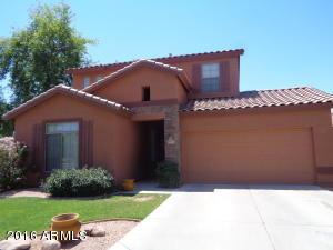 2721 E Wesson Dr