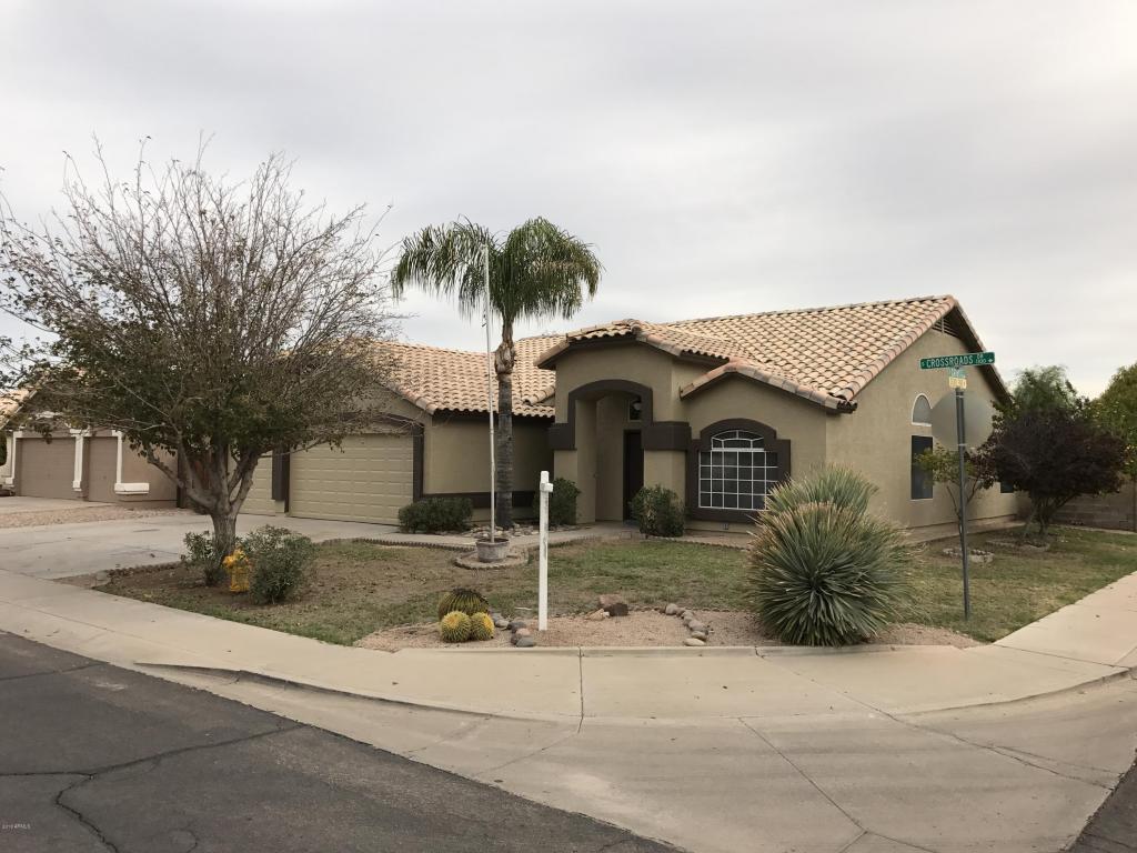 1121 S Crossroads Dr