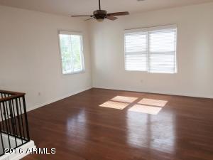 For Sale: 1324 S Owl Dr Gilbert, AZ 85296