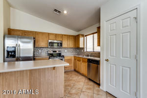 For Sale: 3345 E Warbler Rd Gilbert, AZ 85297
