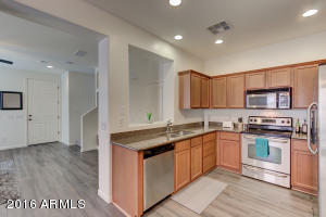 3875 E Santa Fe Ln