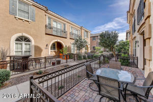 4762 E Portola Valley Dr #102
