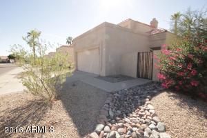 9059 N 52nd Ave