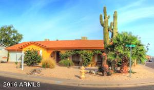 5704 W Laurie Ln