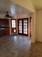 5820 N 72nd Dr