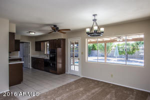 4741 W Beverly Ln