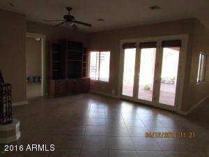 6132 W Alameda Rd