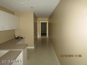 6132 W Alameda Rd