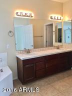5218 W Fawn Dr