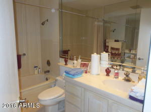 20010 N Alta Loma Dr