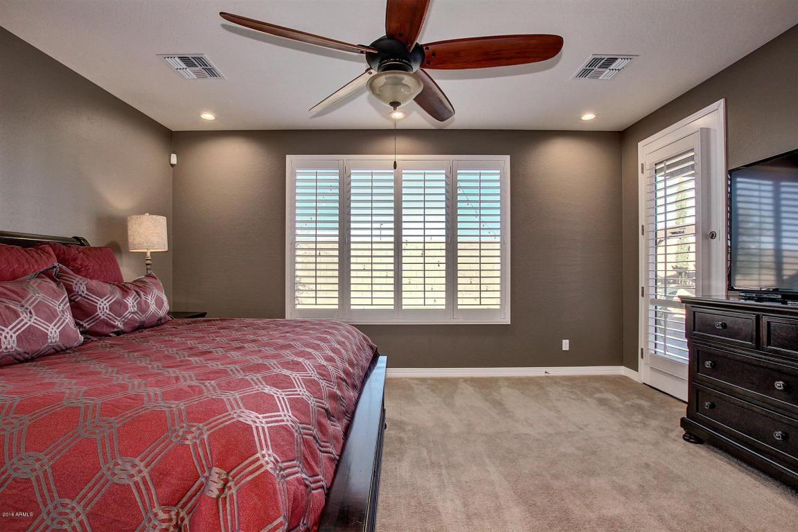 16068 W Poinsettia Dr