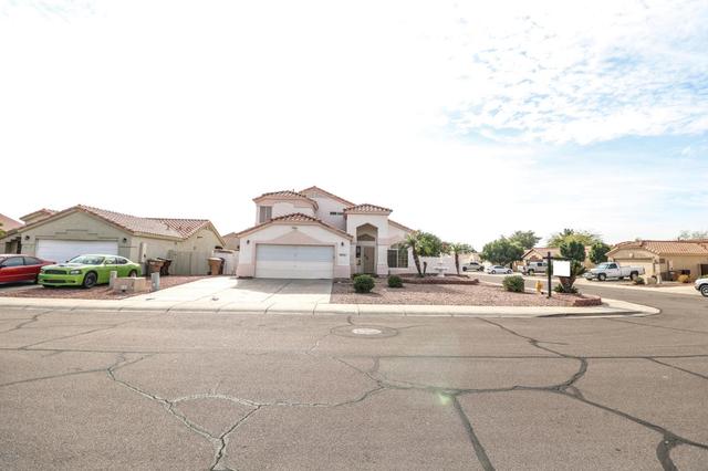 9402 W Briarwood Cir N