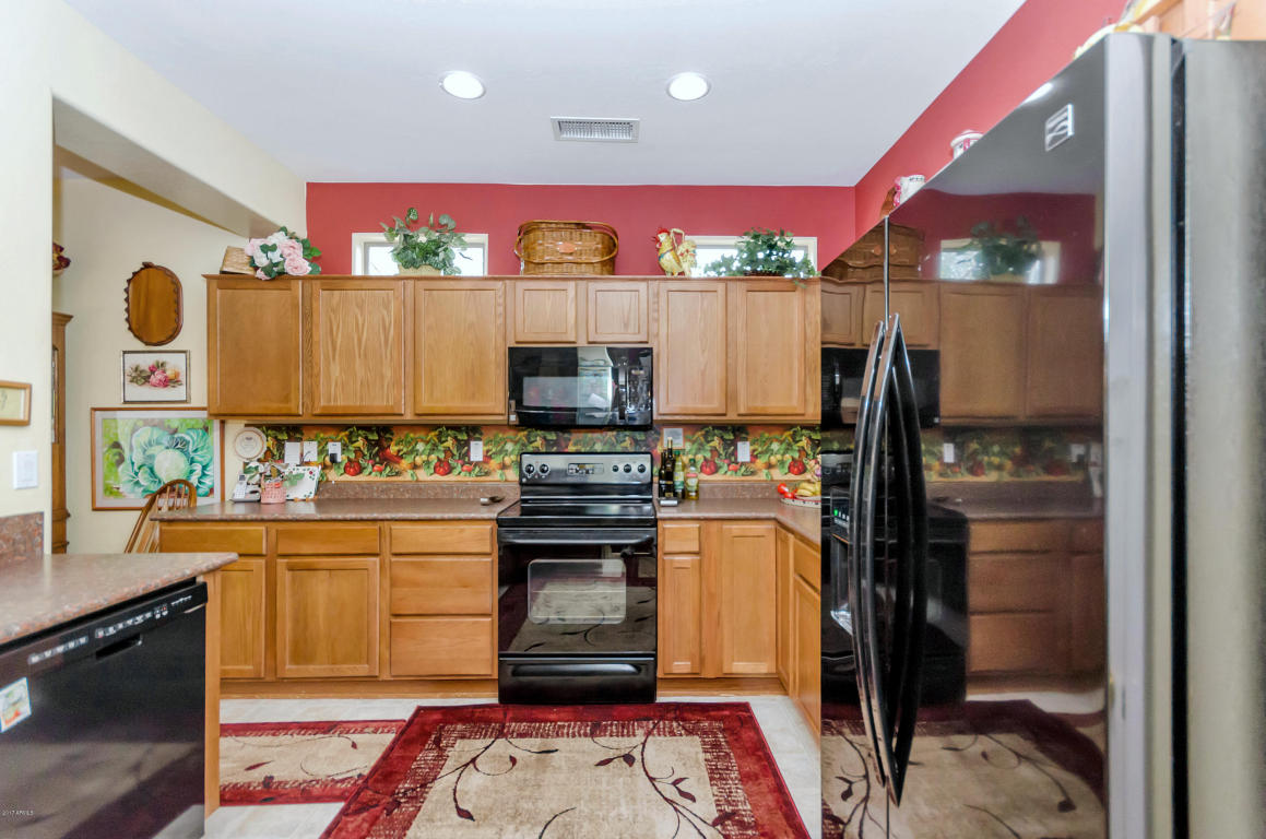 15896 W Summerwalk Dr