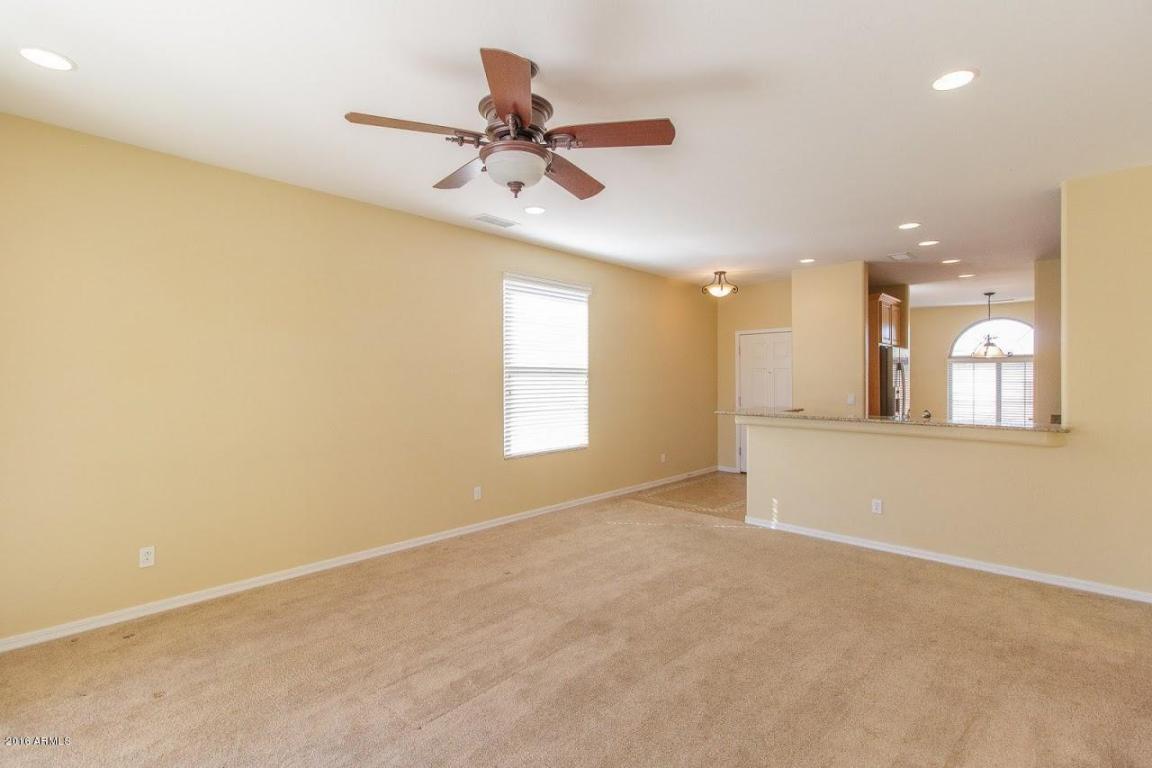 26767 W Pontiac Dr
