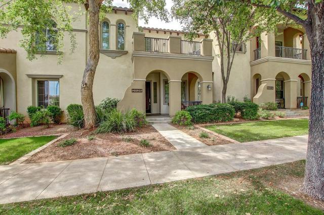 21135 W Main St