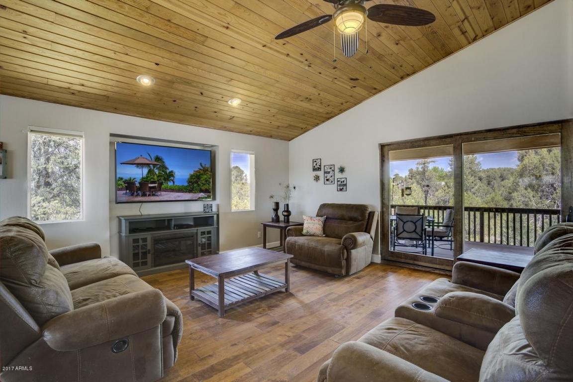 2809 E Coyote Mint Cir