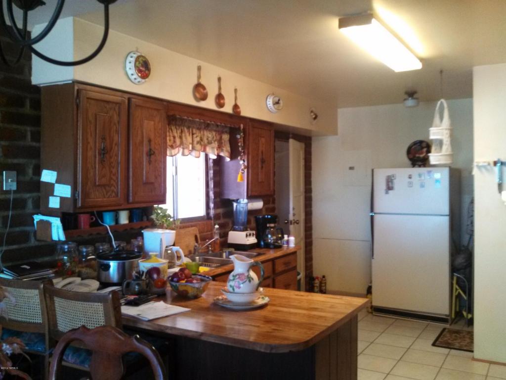 4680 W Arivaca