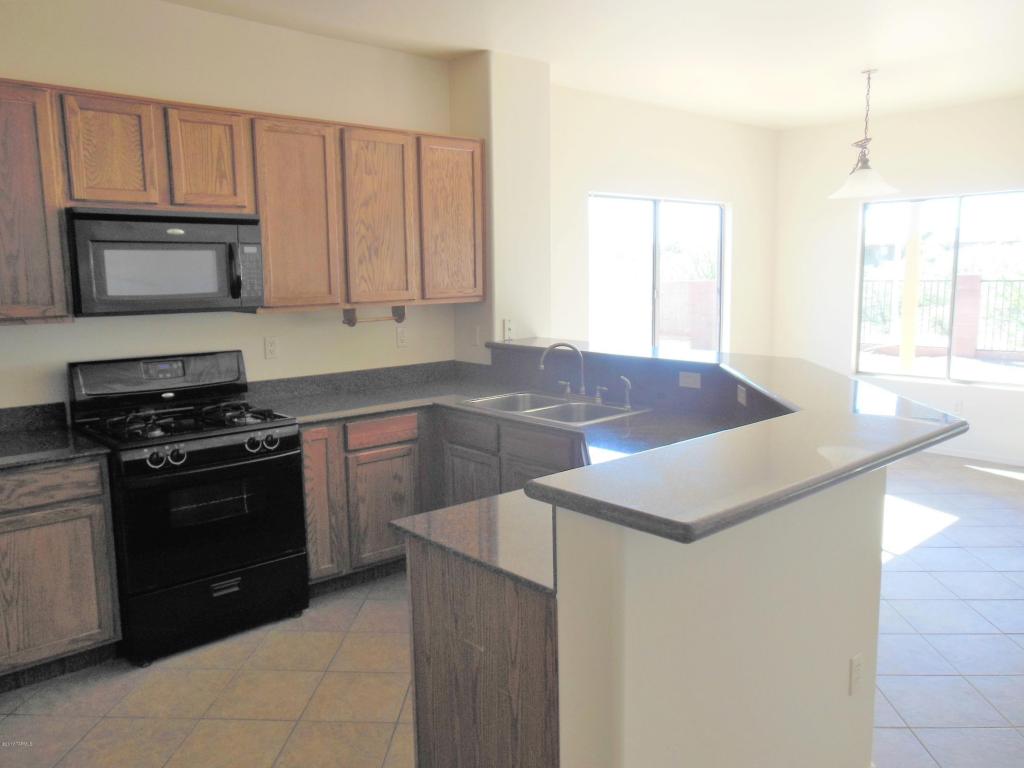 287 E La Cuesta Dr