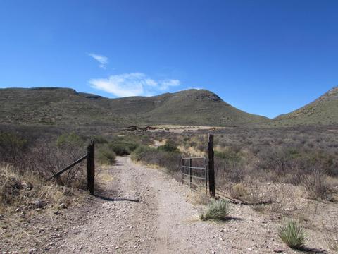 3125 W Red Mountain Rd