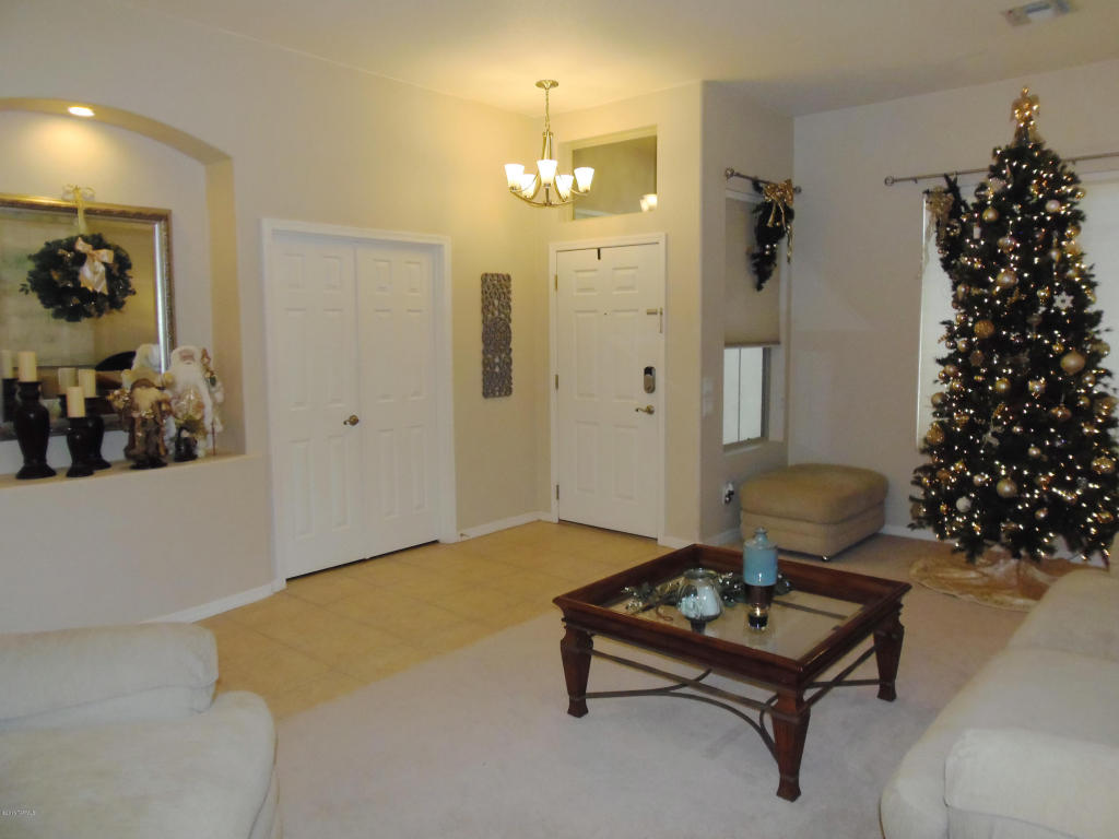 50 E Camino Rancho Cielo