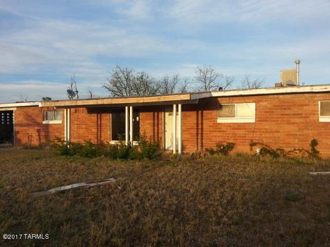 1892 N Pinto Ln