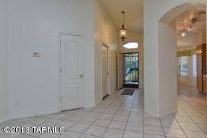 5563 W Peaceful Dove Pl
