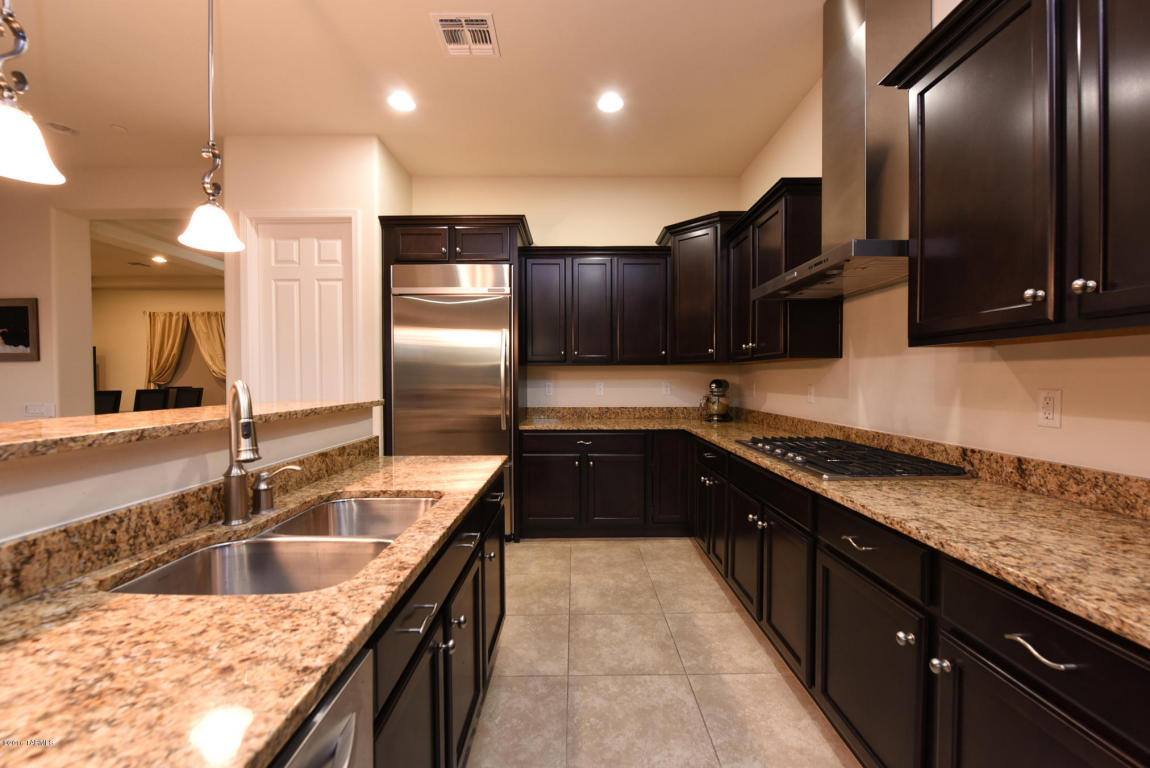12517 N Golden Mirror Dr