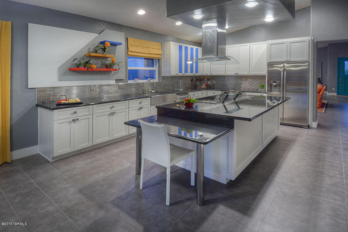 156 S Cuesta Ave