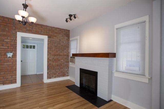 820 S 8th Ave