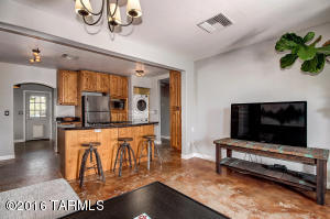 For Sale: 850 S 10th Ave Tucson, AZ 85701