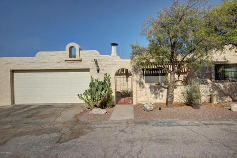 5224 N Pueblo Villas