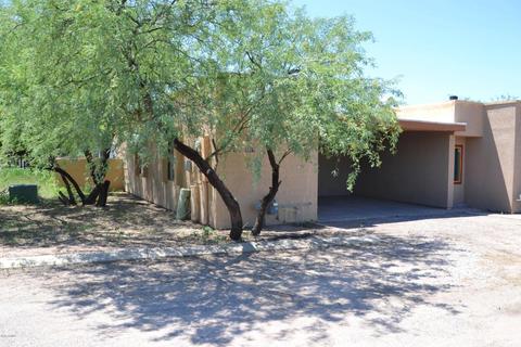 1577 W Aztec