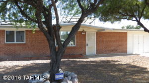 For Sale: 1429 W Gardner St Tucson, AZ 85705