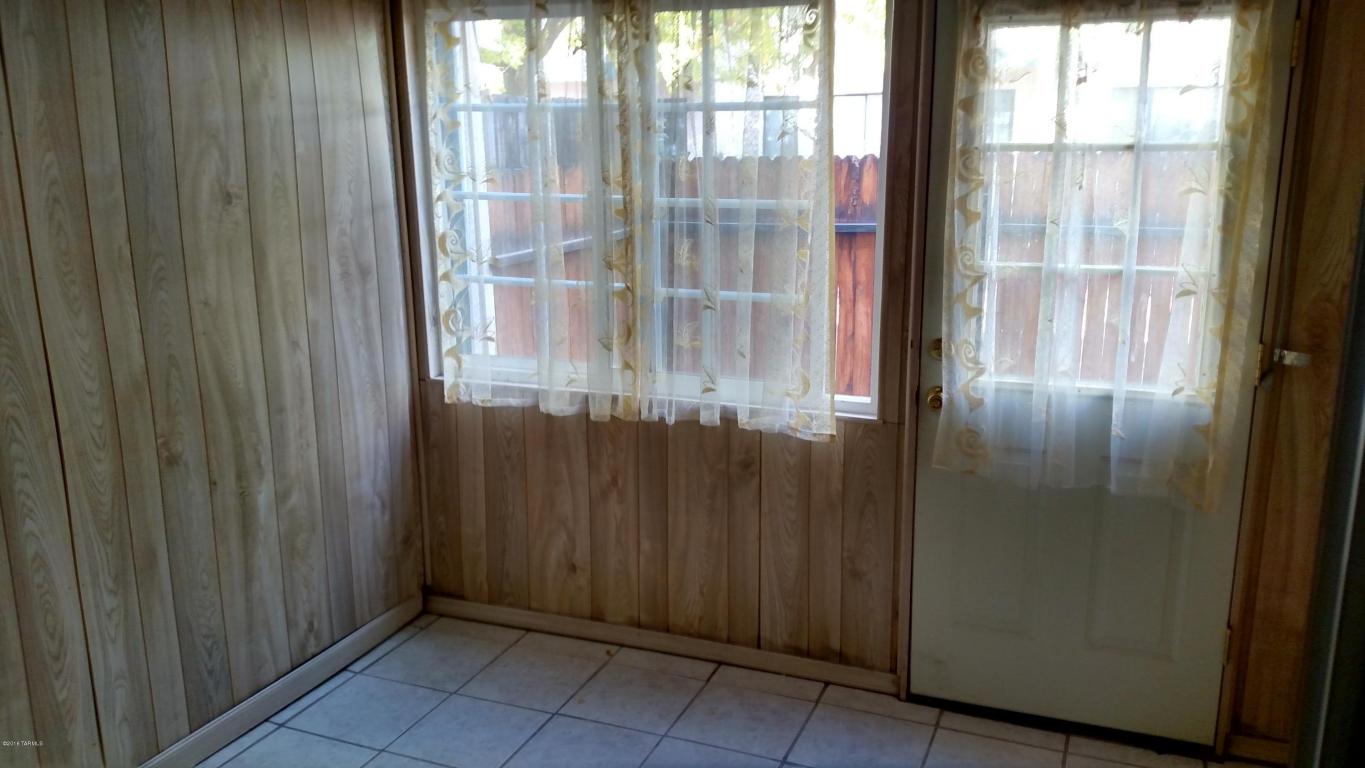 1360 S Avenida Polar #104
